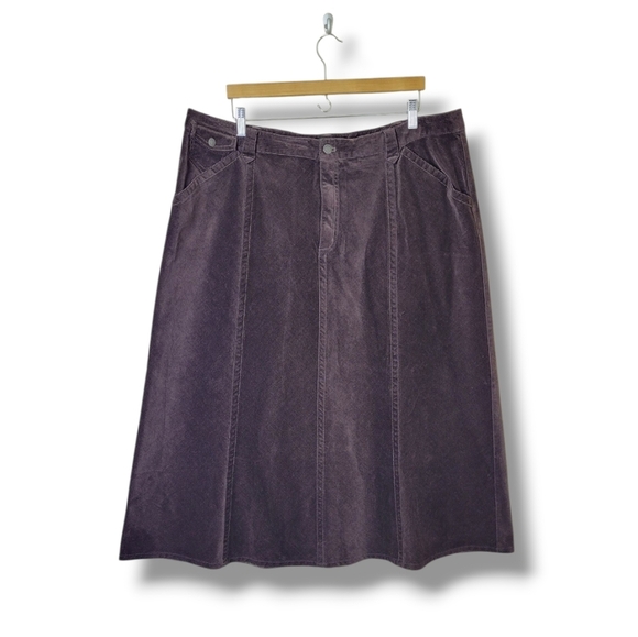 Eddie Bauer Brown Corduroy A-Line Skirt Stretch Pockets Preppy - Picture 1 of 9